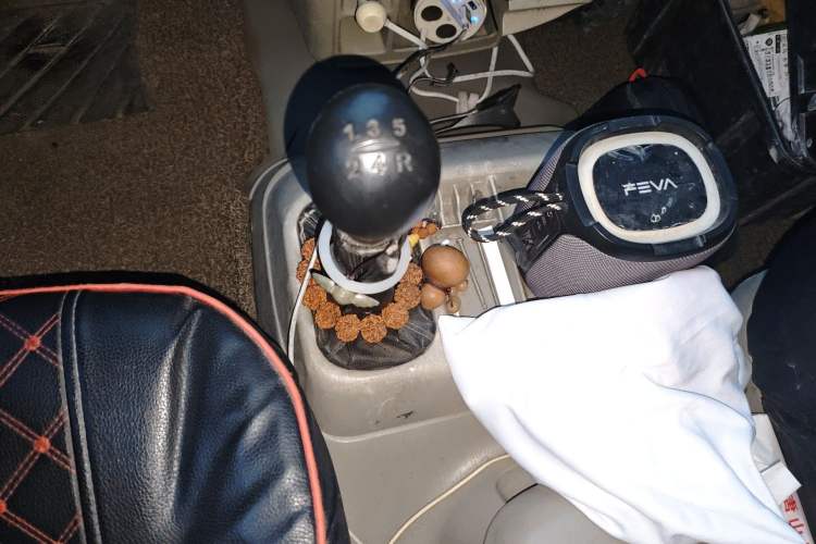 Used JAC Group Refine 2011 2.4L Colorful Journey Gasoline Standard Edition HFC4GA1-C