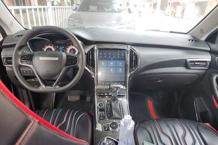 Used Leopaard CS9 2017 1.5L CVT Fashion Edition Center Console