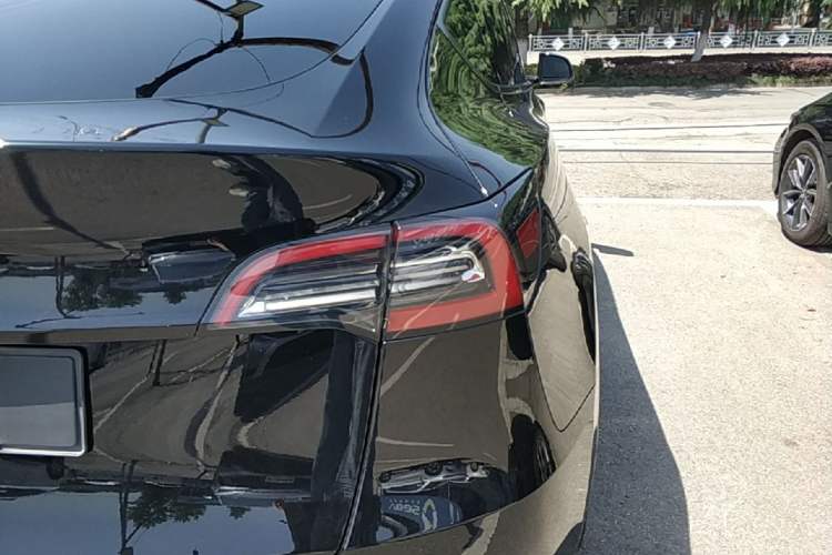 Used Tesla Model Y 2022 Rear-Wheel-Drive Version
