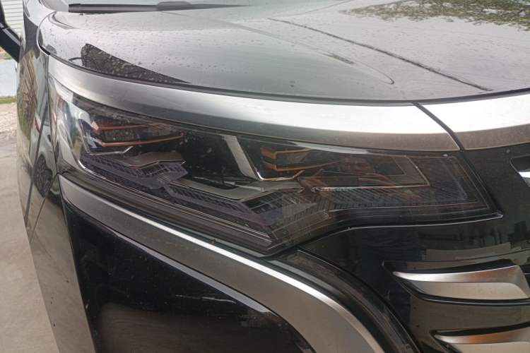 Used Denza D9 2024 DM-i 980 Four-Wheel Drive Flagship Model