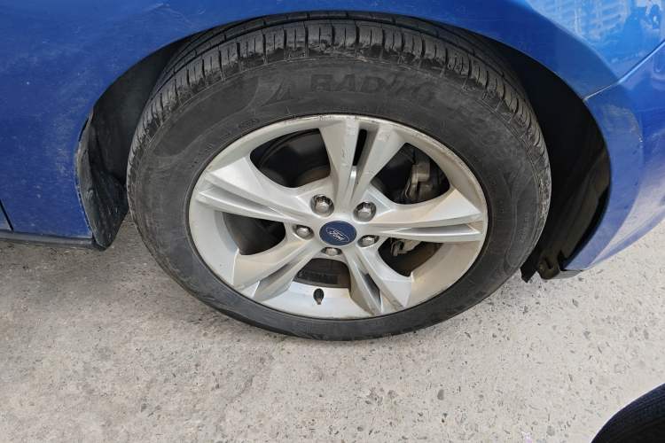 Used Ford Focus 2012 Hatchback 1.6L Automatic Fashion Edition
