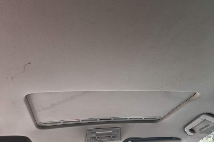 Used Volkswagen Touareg 2006 3.2L Luxury Edition Headliner