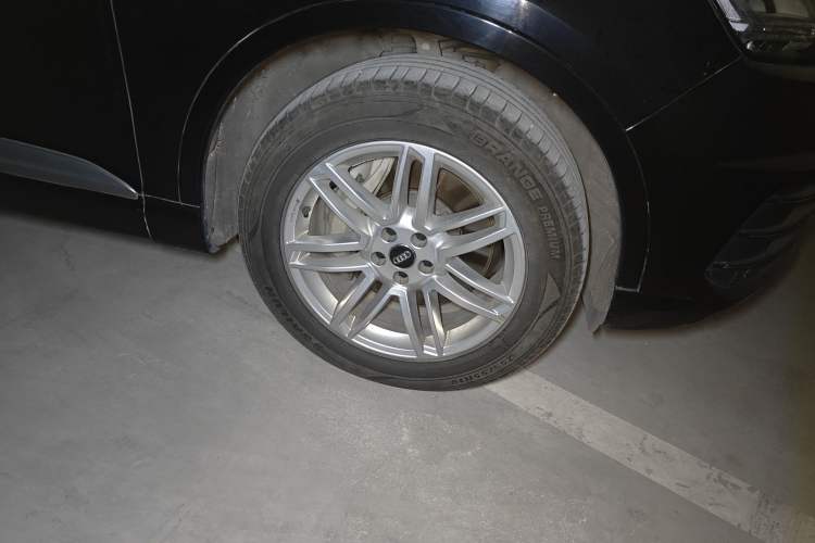 Used Audi Q7 2019 45 TFSI Comfort Model