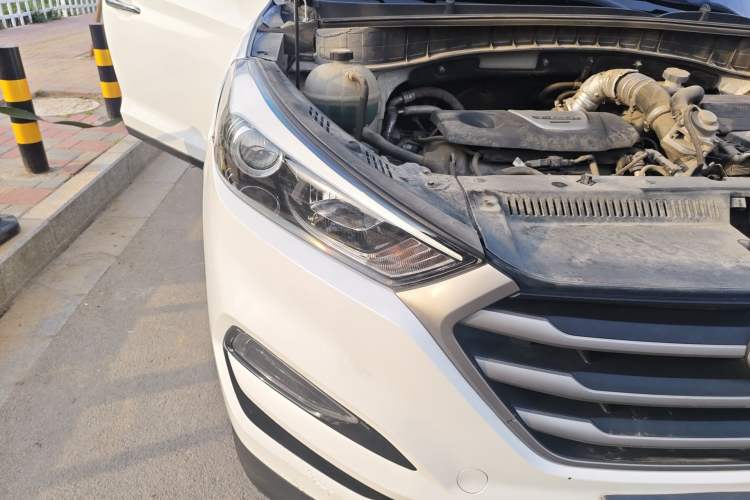 Used Hyundai Tucson 2015 1.6T Dual-Clutch Two-Wheel-Drive Smart Model
