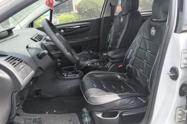 Used Citroen C-Quatre 2014 VTS Version 1.6L Manual - Premium Model Left Front Seat