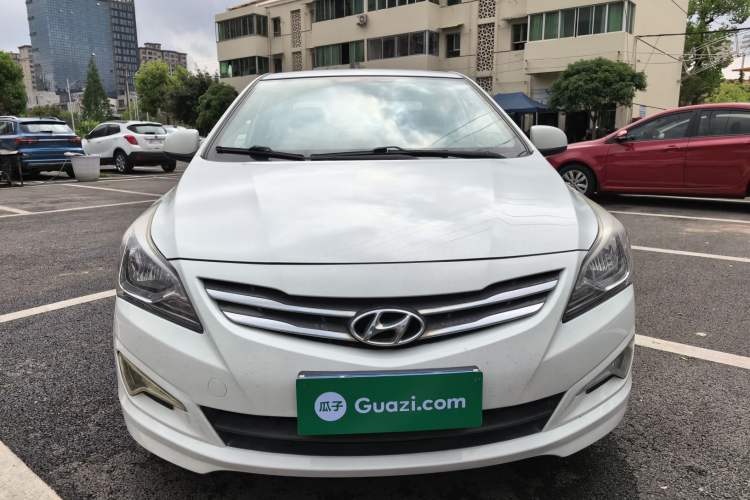 Used Hyundai Verna (older generation) 2014 1.4L Manual Smart GLS Trim Front