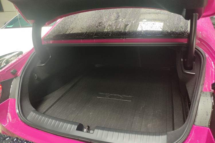 Used Xiaomi Auto SU7 2024 Rear-Drive Ultra-Long Range Advanced Pro-Level Intelligent Driving Version Trunk