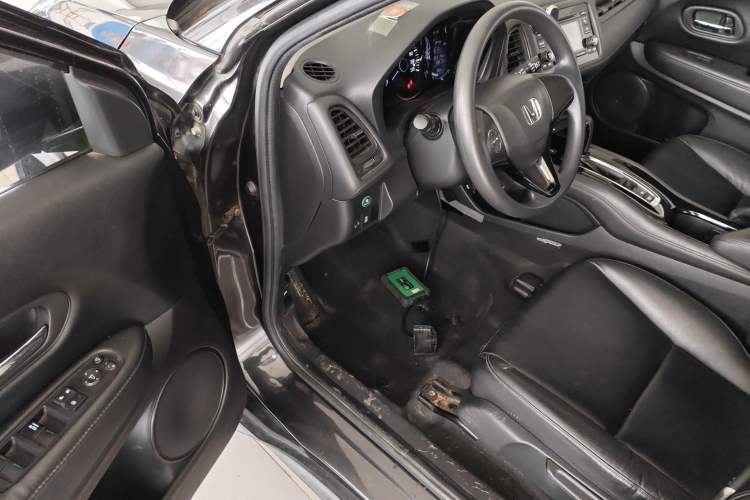 Used Honda Vezel 2017 1.8L CVT 2WD Elite Model
