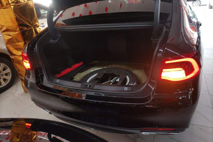 Used GAC Trumpchi GA8 2016 320T Ultimate Edition