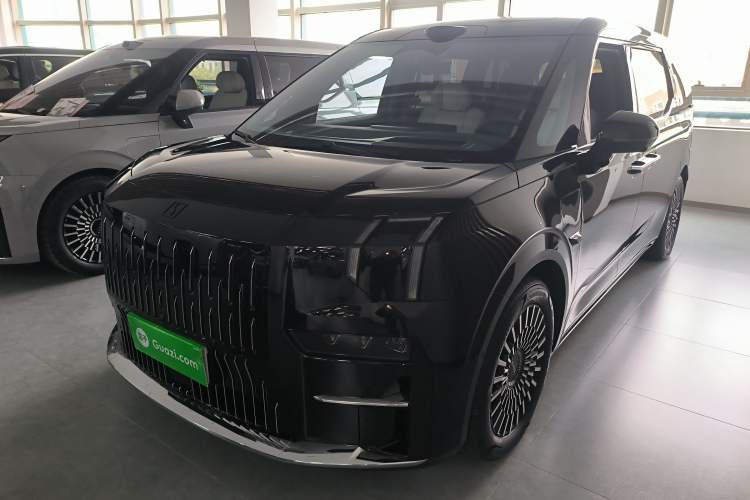 Used Zeekr 009 2024 Six-Seat Executive Version 4WD 108 kWh