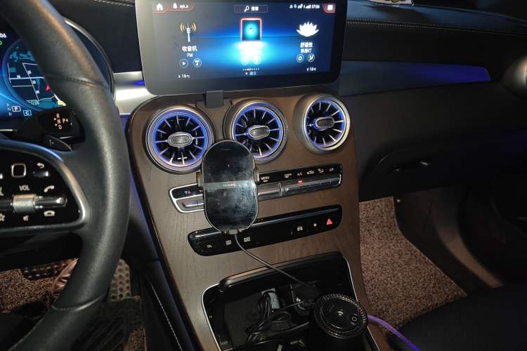 Used Mercedes-Benz GLC 2020 Facelift GLC 300 L 4MATIC Dynamic Edition
