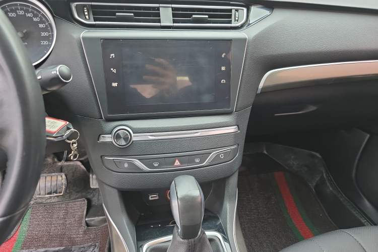 Used Peugeot 408 2018 350THP Automatic Luxury Edition Audio And AC Panel