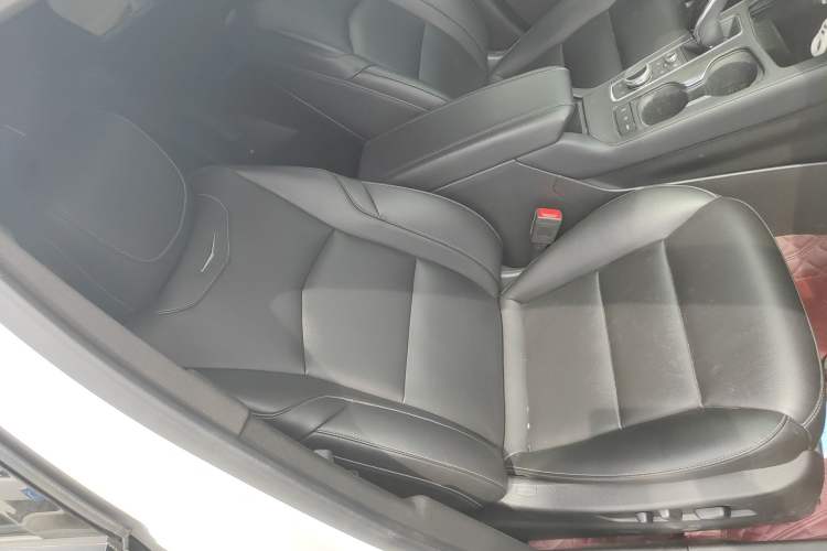 Used Cadillac XT4 2020 28T Two-Wheel-Drive Leading Version Right Front Seat