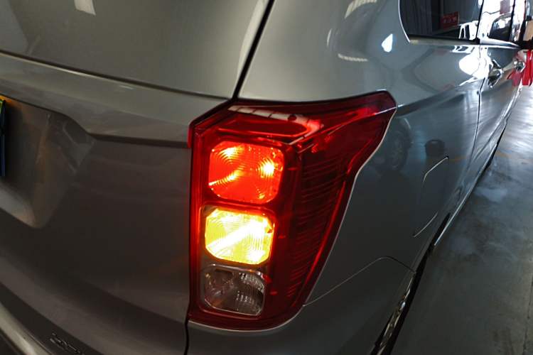 Used Wuling Hongguang 2021 1.5L Revised S Standard Version Hydraulic-Power-Assisted LAR