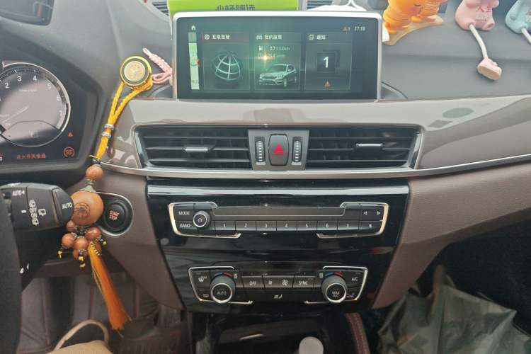 Used BMW X1 New Energy 2019 xDrive25Le Mileage Upgrade Version Audio And AC Panel