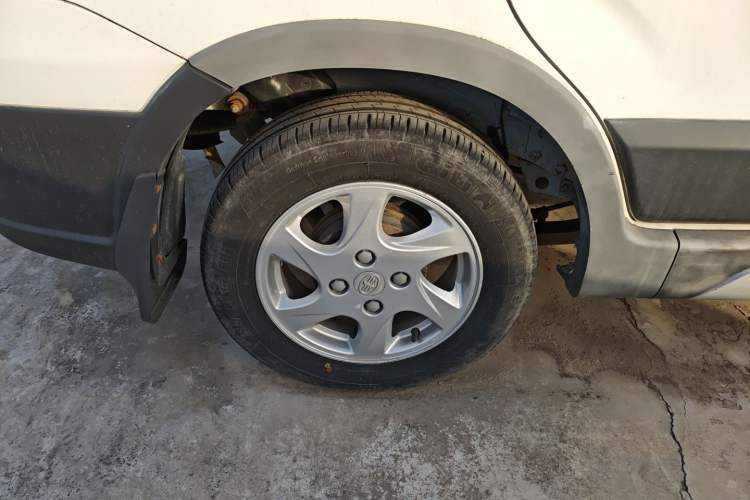 Used FAW Senya S80 2014 1.3L Manual 5-Seater Classic Edition