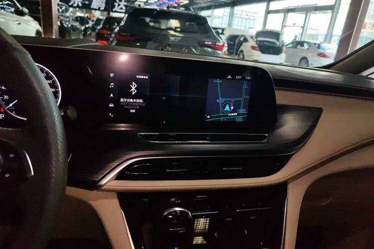 Used Buick GL8 2023 ES Lu Zun Deluxe Model Audio And AC Panel