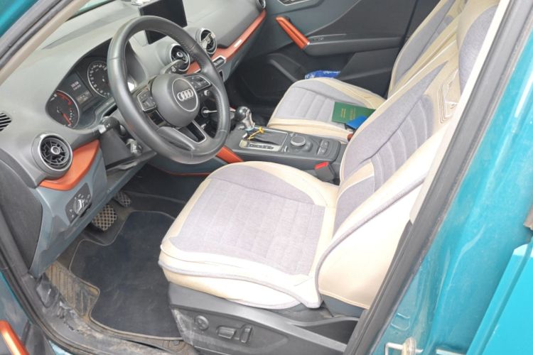 Used Audi Q2L 2018 35 TFSI Fashionable & Elegant Version China VI Emission Standard Left Front Seat