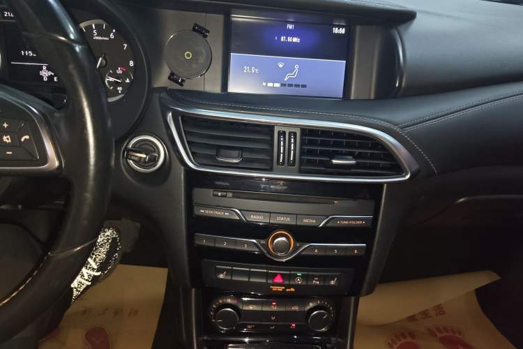 Used Infiniti QX30 2017 1.6T Two-Wheel Drive Fashion Edition