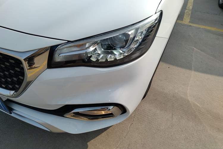 Used MG HS 2019 20T Automatic Two-Wheel Drive Luxury Edition China VI Standard