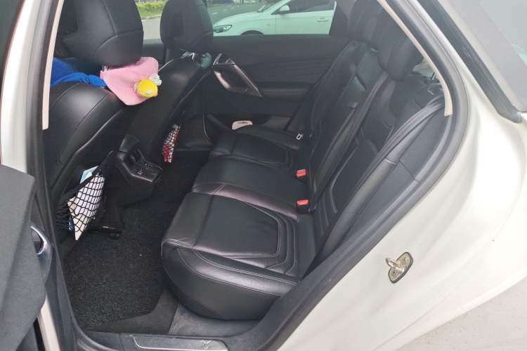 Used DS 5 2013 1.6T Luxury Edition THP160 Left Rear Seat