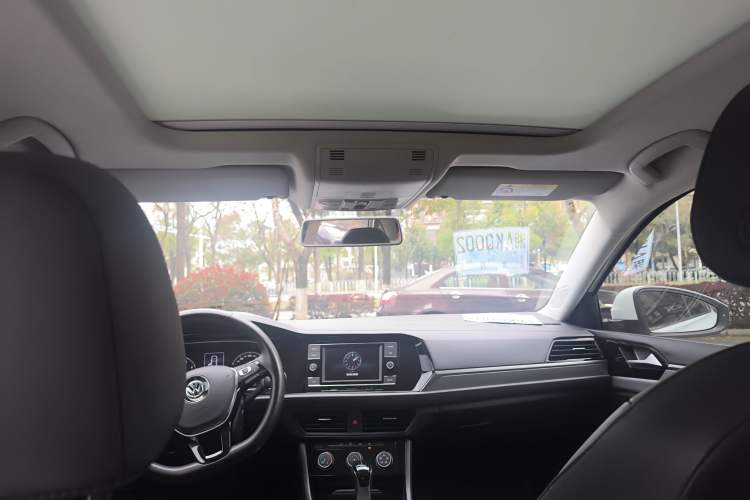 Used Volkswagen Sagitar 2020 280TSI DSG Comfort Version China VI Standard Headliner