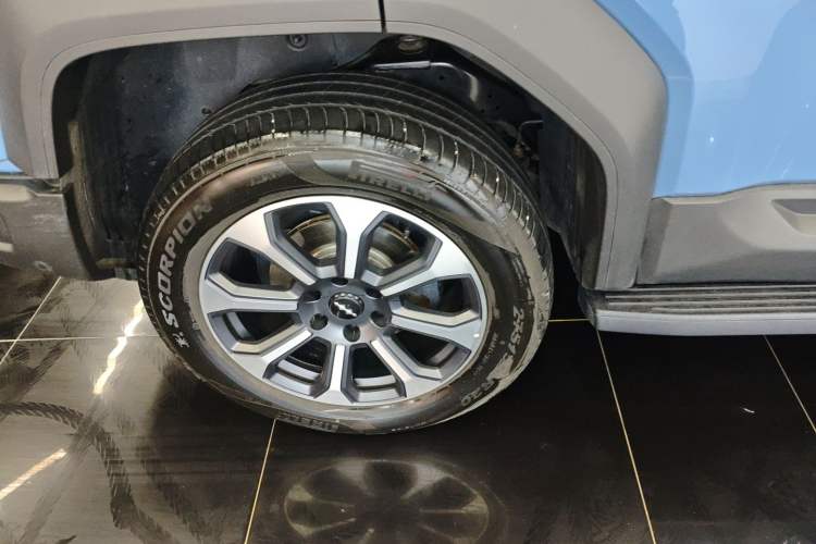 Used Formula Leopard 5 2023 Explore Edition
