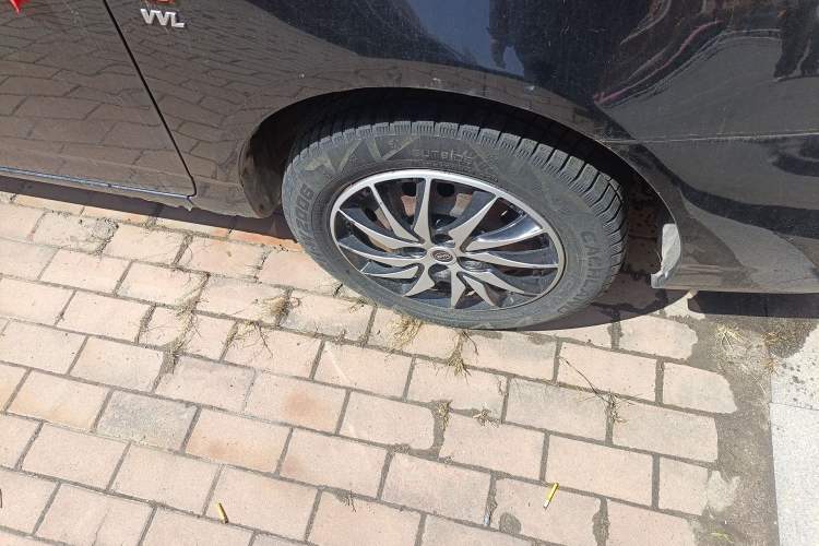 Used BYD F3 2015 Energy-Efficient Model 1.5L Manual Comfort Edition Right Front Wheel Hub