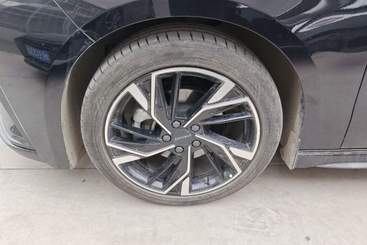 Used Lynk & Co 03 2023 2.0TD DCT JingPro
