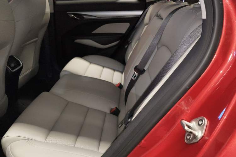 Used Geely Auto Binray 2018 14T CVT Binyi Edition
