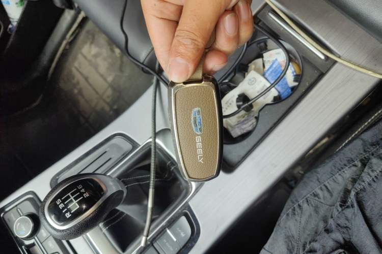 Used Geely Auto Emgrand X7 Sport 2021 Million Edition 1.8TD Manual Two-Wheel Drive Comfort Model