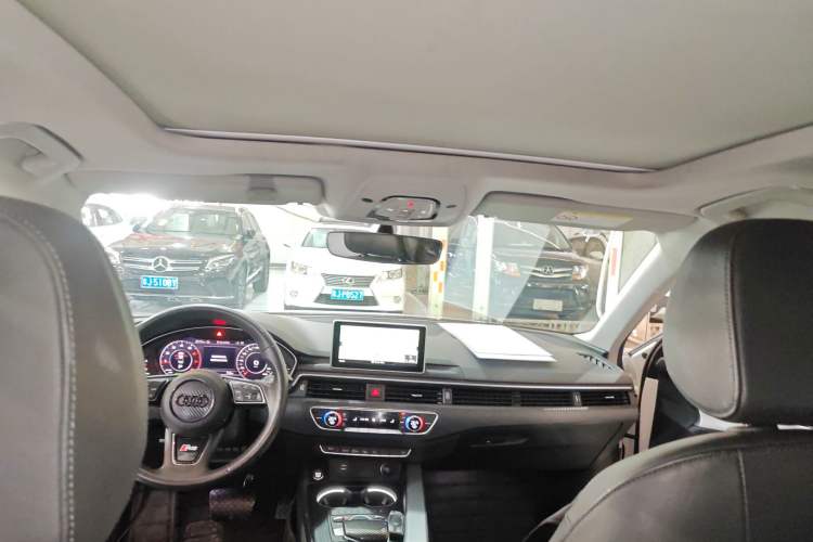 Used Audi A4L 2019 40 TFSI Fashion Edition China VI Emission Standard
