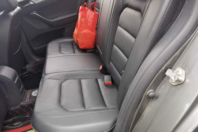 Used Volkswagen Bora 2014 1.6L Manual Comfort Model
