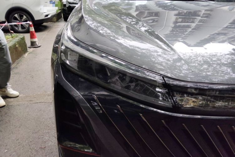 Used CHANGAN CS75 PLUS 2022 2nd Generation 2.0T Automatic Navigation Version Right Front Headlight