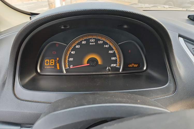 Used Chevrolet Sail 2013 Sedan 1.2L Manual Fashionable Happiness Edition