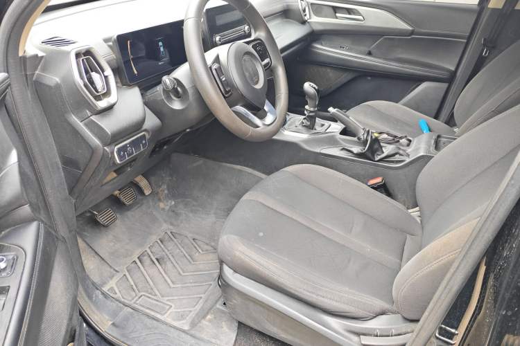 Used Great Wall King Kong Poer 2022 2.0T Manual Diesel 4x4 Entrepreneurial-Grade Long-Box Flatbed GW4D20M
