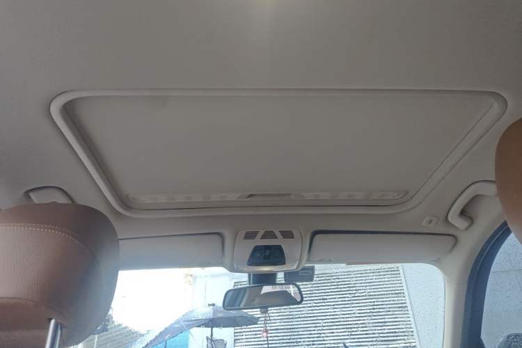 Used BMW 3 Series 2015 320Li Luxury Design Package Premium Edition