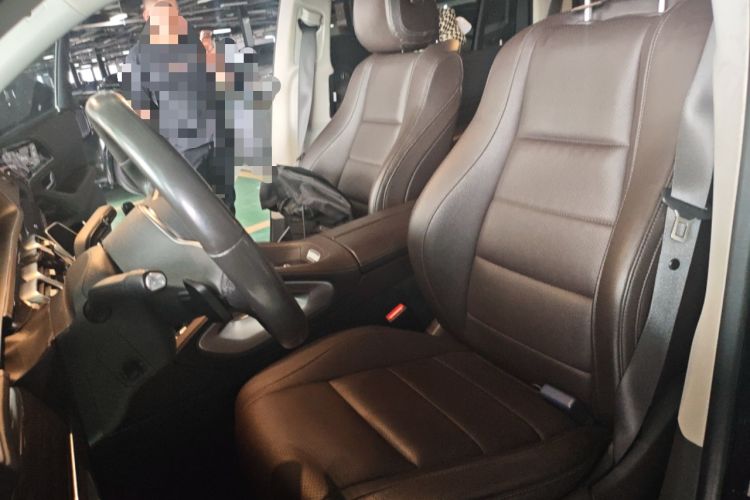 Used Mercedes-Benz GLS 2020 GLS 450 4MATIC Dynamic Edition Left Front Seat