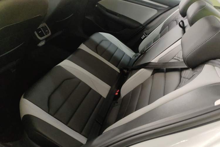 Used Volkswagen Bora 2025 300TSI DSG Prestige Edition
