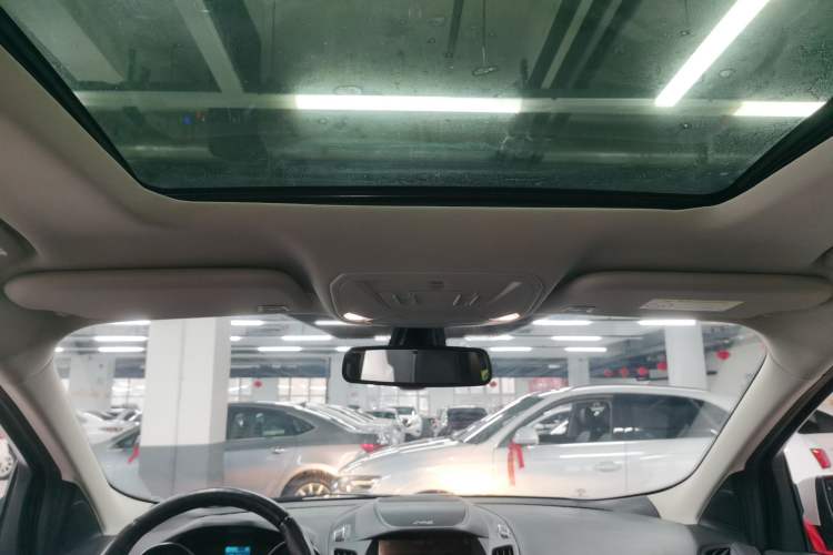 Used Ford Kuga 2019 EcoBoost 180 Two-Wheel-Drive Platinum Edition China VI Standard
