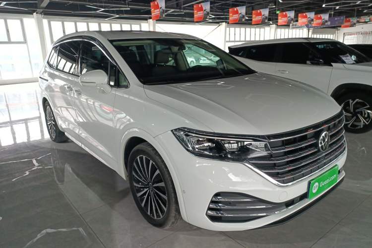 Used Volkswagen Viloran 2022 380TSI Prestige Edition
