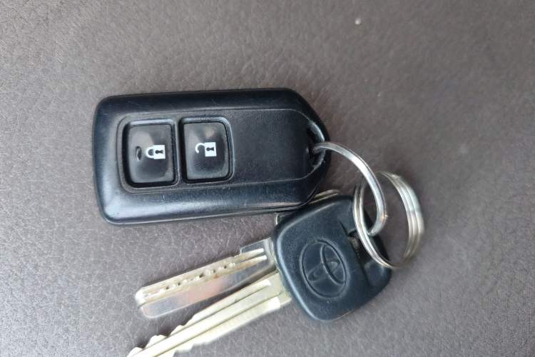 Used Toyota YARiS L Zhi Xuan 2021 X-Trail 1.5L CVT Leading Edition