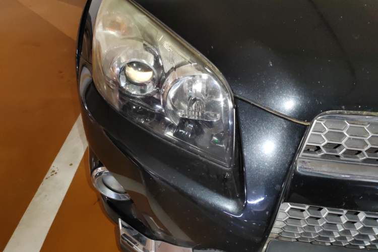 Used Toyota RAV4 2012 Luxurious Edition 2.0L Automatic All-Wheel Drive