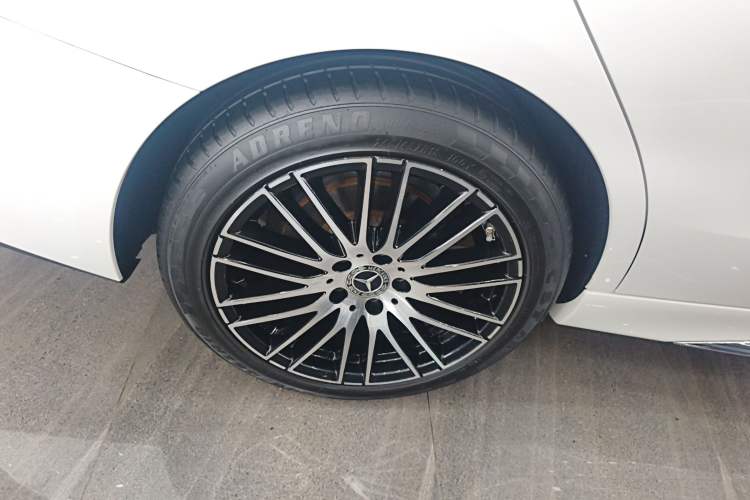 Used Mercedes-Benz C-Class 2023 Restyled C 260 L Sport Edition Exterior 5