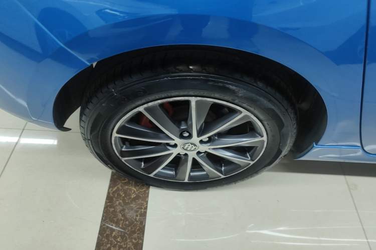 Used Buick Verano 2016 Hatchback GS 20T Dual-Clutch Passionate Sporty Model
