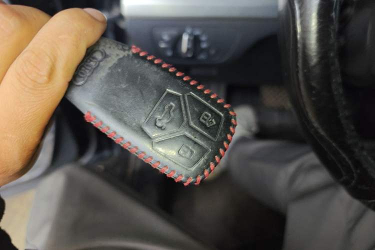 Used Audi Q5L 2020 40 TFSI Prestige Fashion Edition Vehicle Key