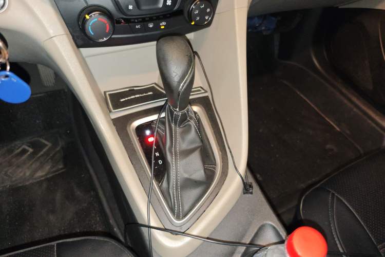 Used Buick GT 2015 15N Automatic Elite Version Gear Lever