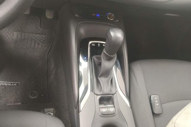 Used Toyota Corolla 2022 Dual-Motor 1.8L E-CVT Pioneer Edition Gear Lever