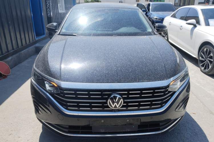 Used Volkswagen Passat 2024 380TSI Dragon Glory Edition
