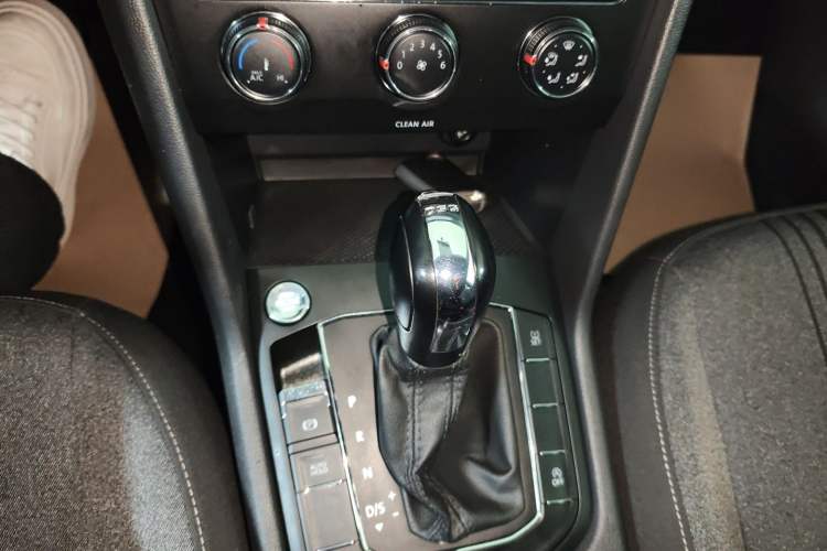 Used Volkswagen Tharu 2019 280TSI Two-Wheel Drive Trend Edition China VI Standard